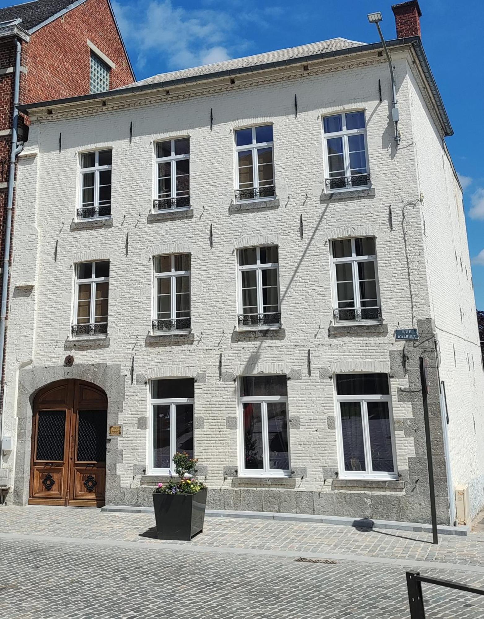 Bed and Breakfast Le Relais Napoleon à Avesnes-sur-Helpe Extérieur photo
